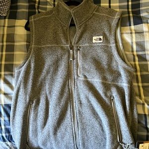 North Face Gordon Lyons Grey Vest